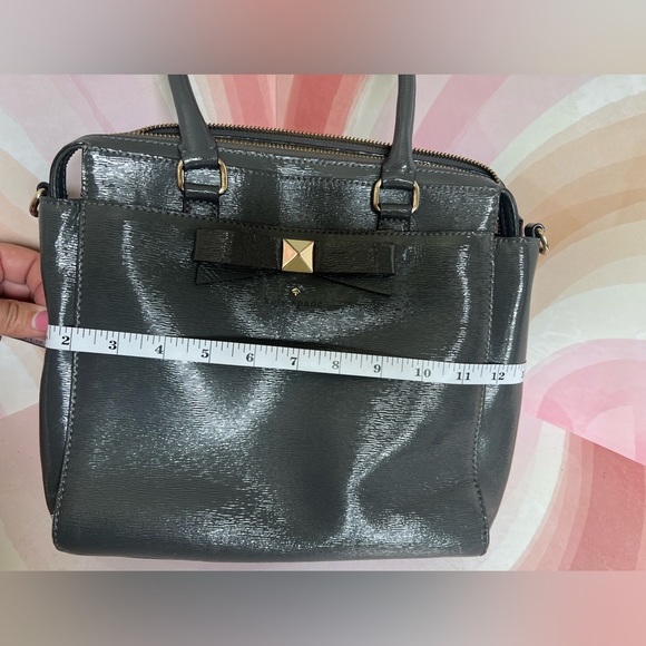 Kate Spade Grey Gray Patent Leather Tote Purse With Detachable Shoulder Strap - Picture 7 of 17